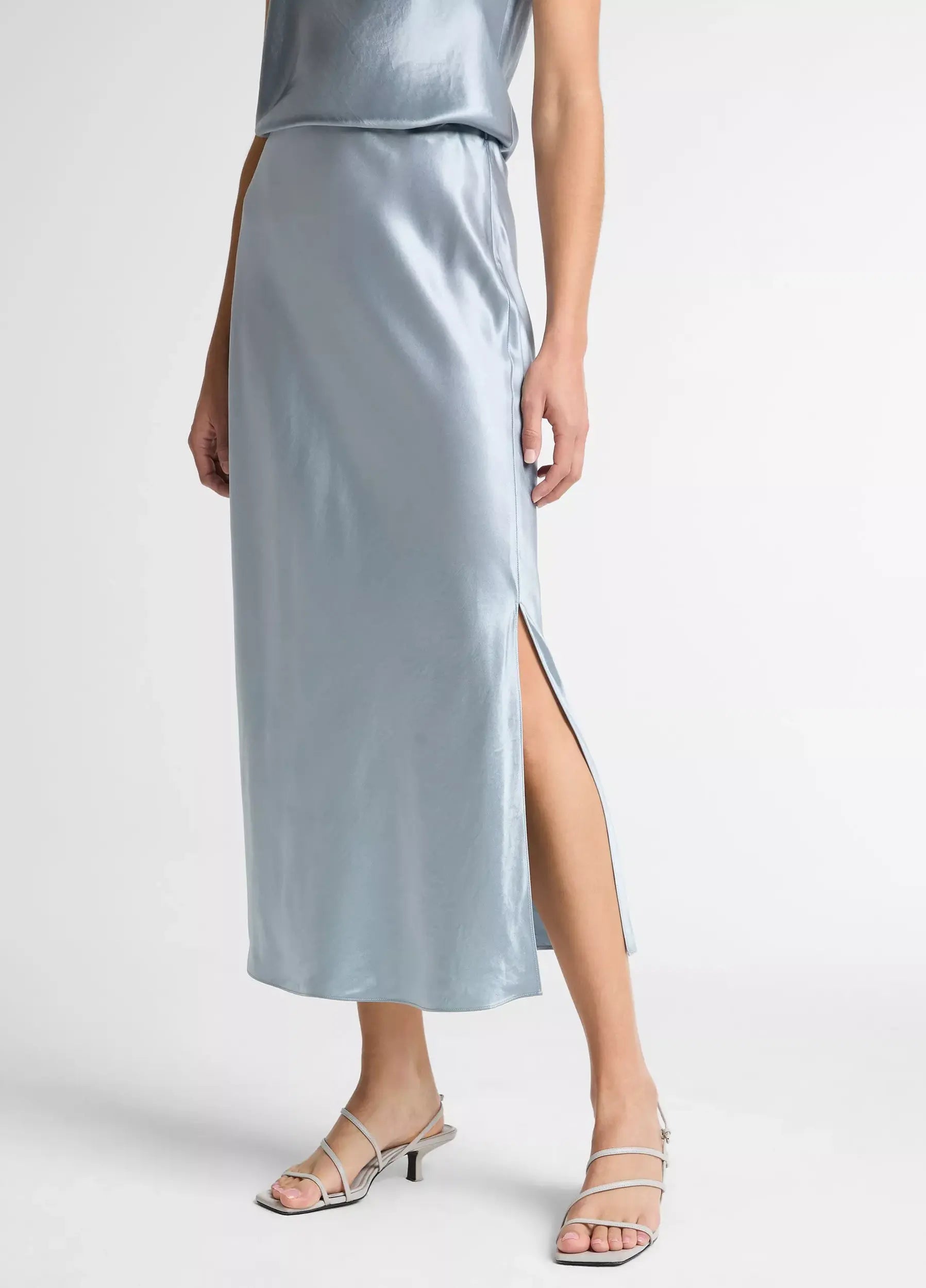 VINCE Skirt Side slit slip