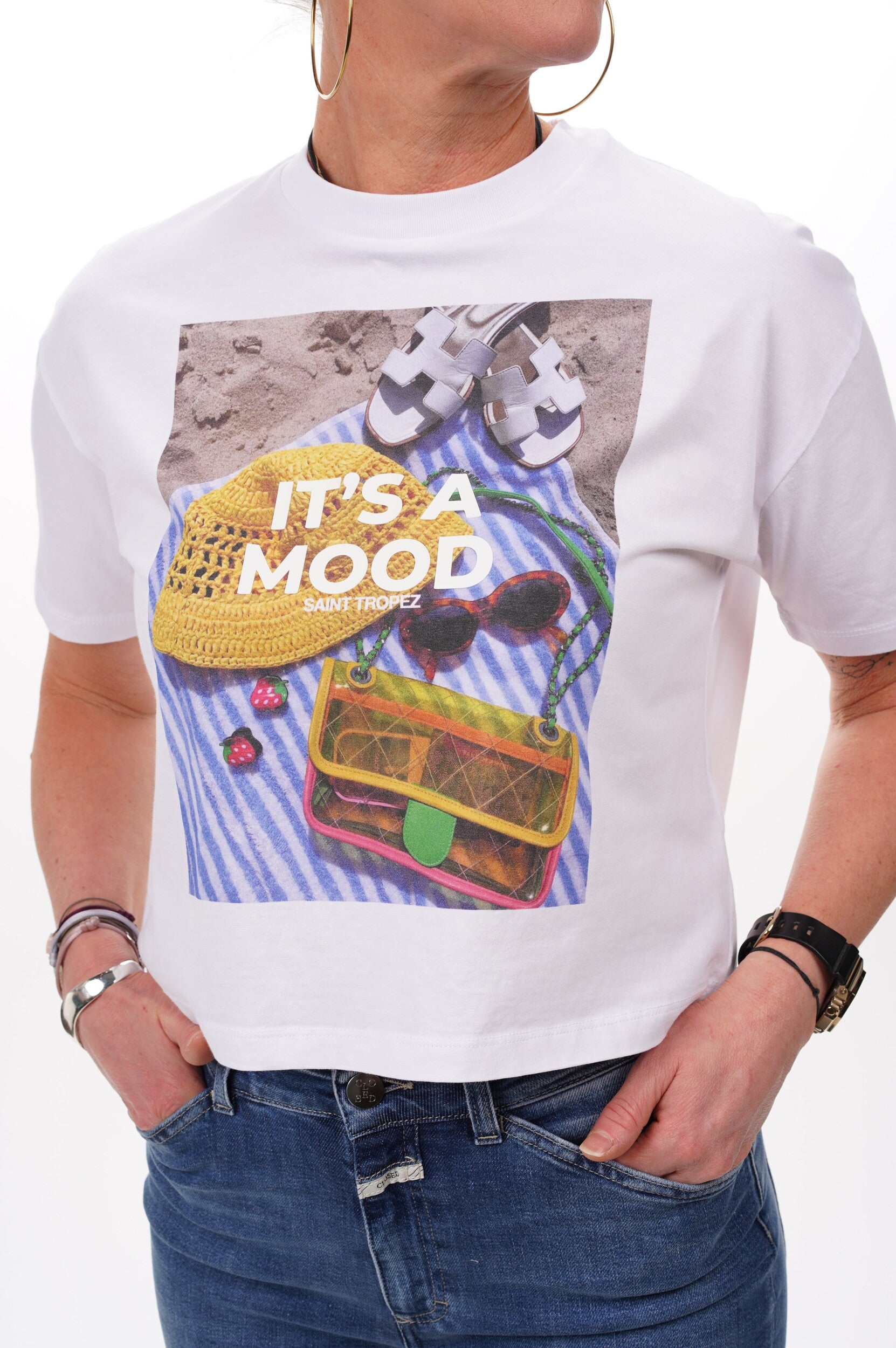 ELITE T Shirt 112_Mood