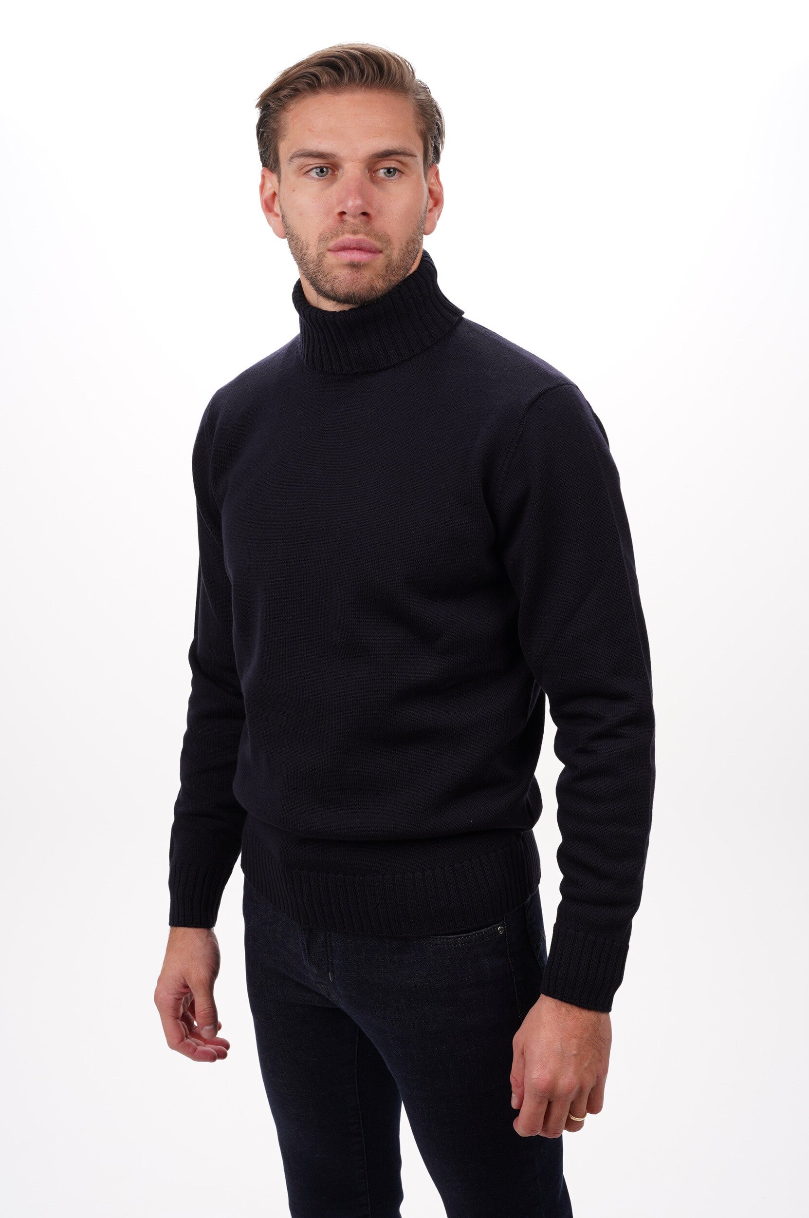 FILIPPO DE LAURENTIIS Pull D.VITA