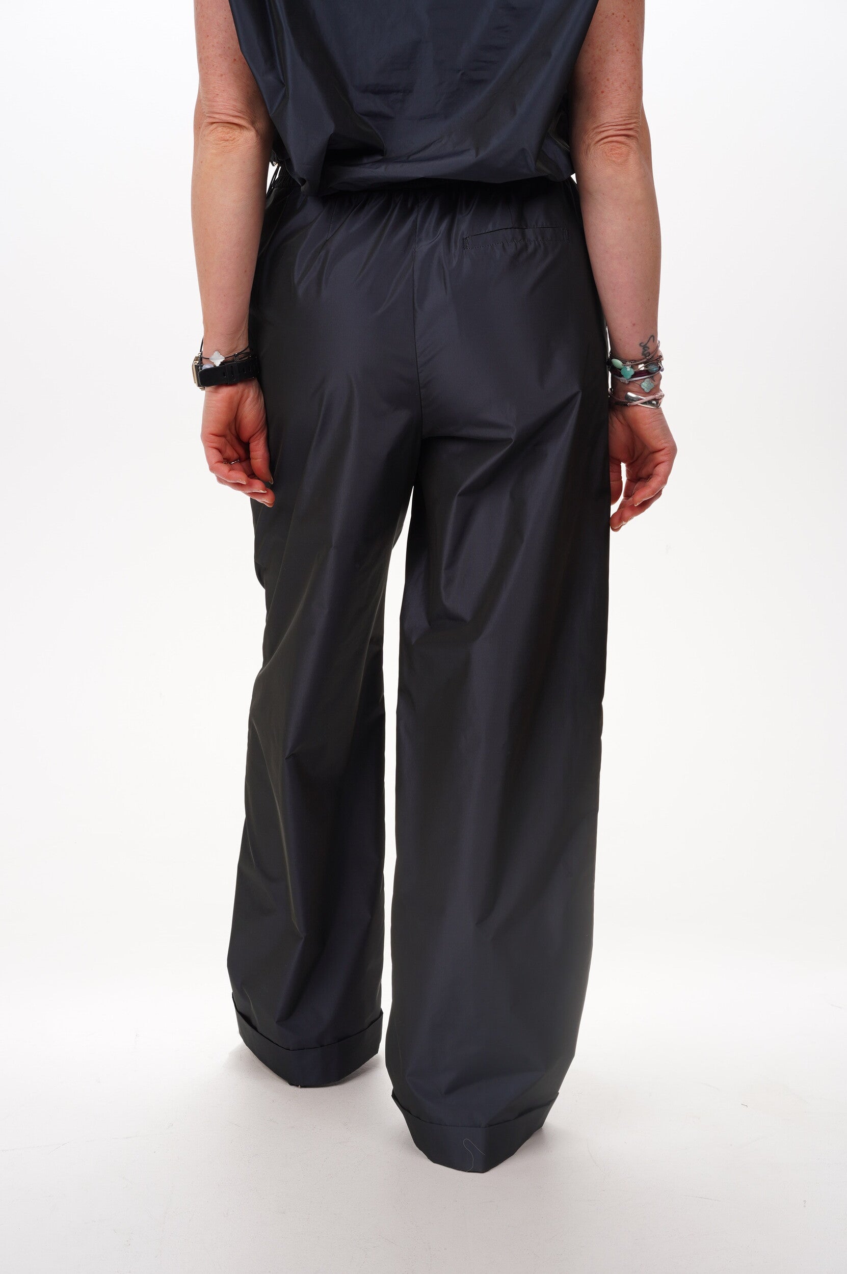 HERNO Trousers PT000190D 12483Z