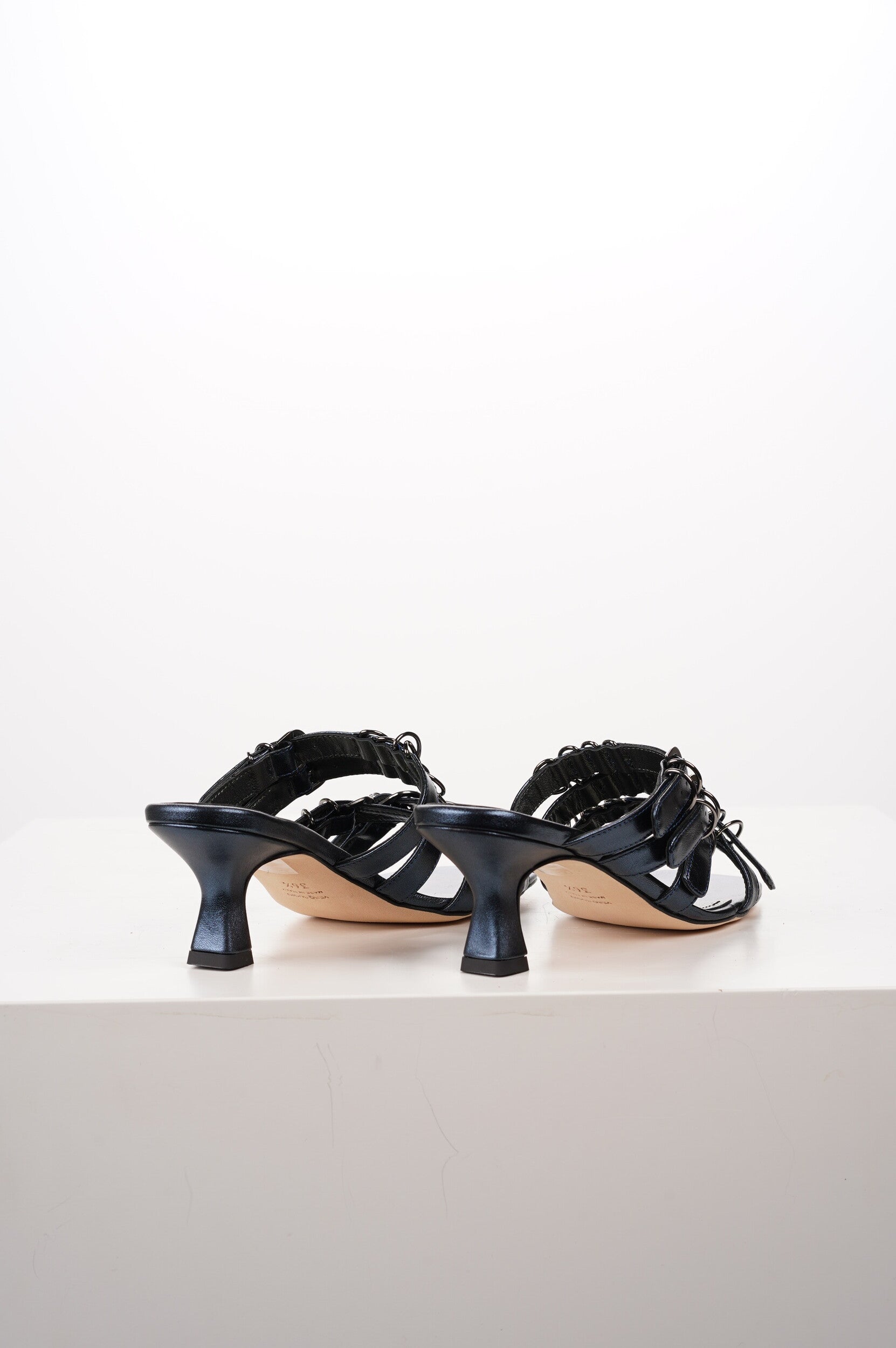 ROTUE Shoes 3854 Candy paint