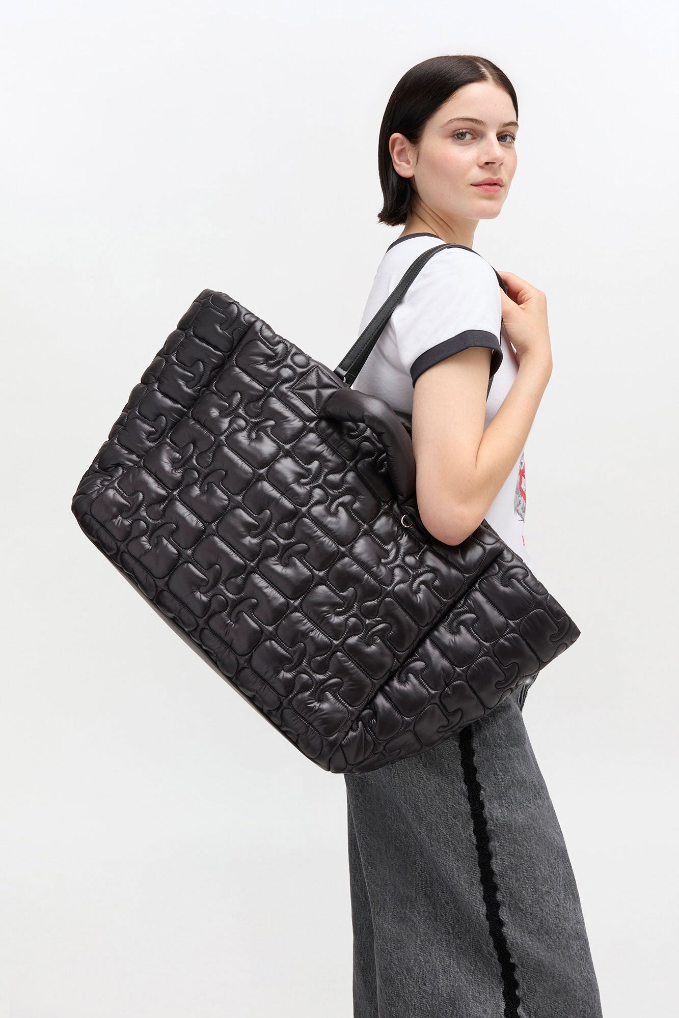 GANNI Bag Re-Tech Quilted Tote