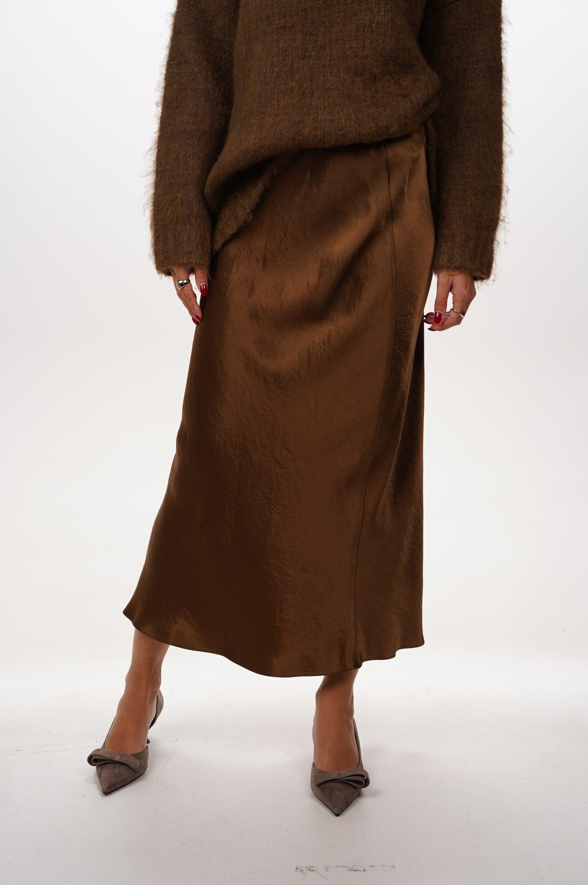 VINCE Skirt Side slIt slip