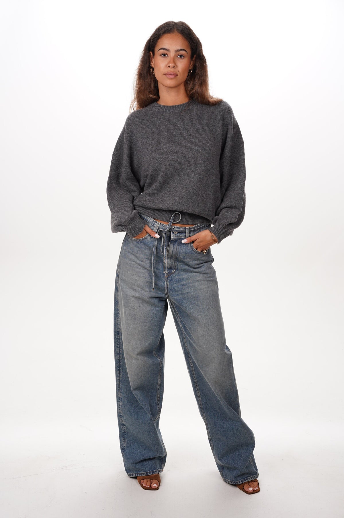 LISA YANG Pull PULL