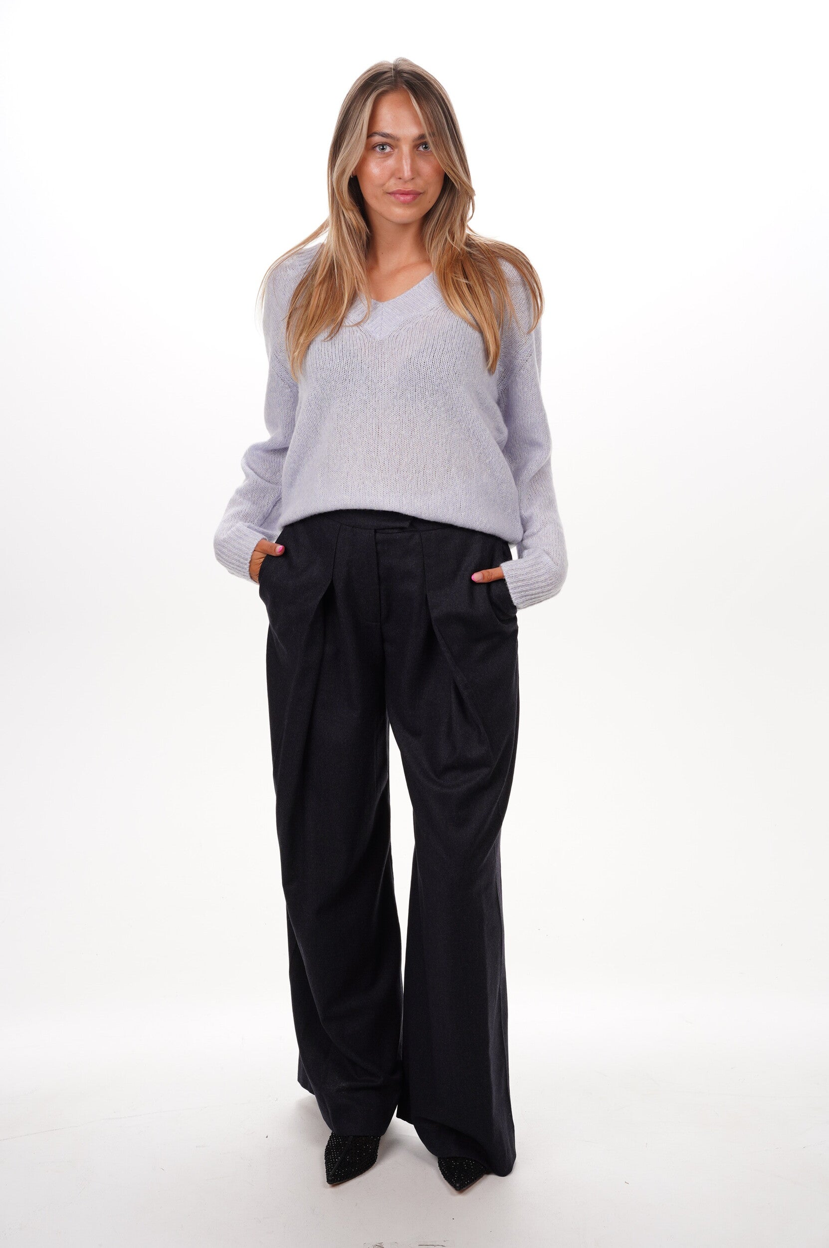 LISA YANG Pull PULL