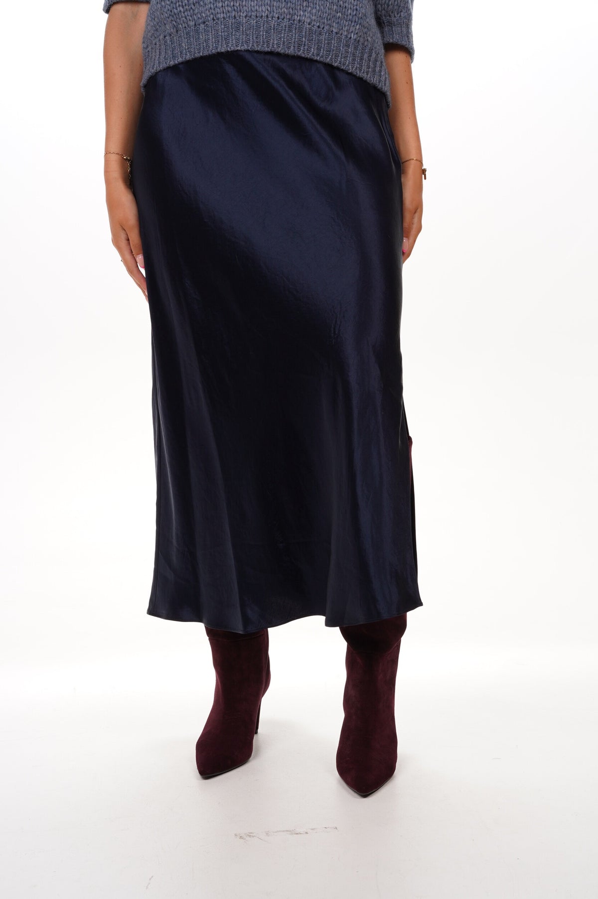 VINCE Skirt Side slit slip