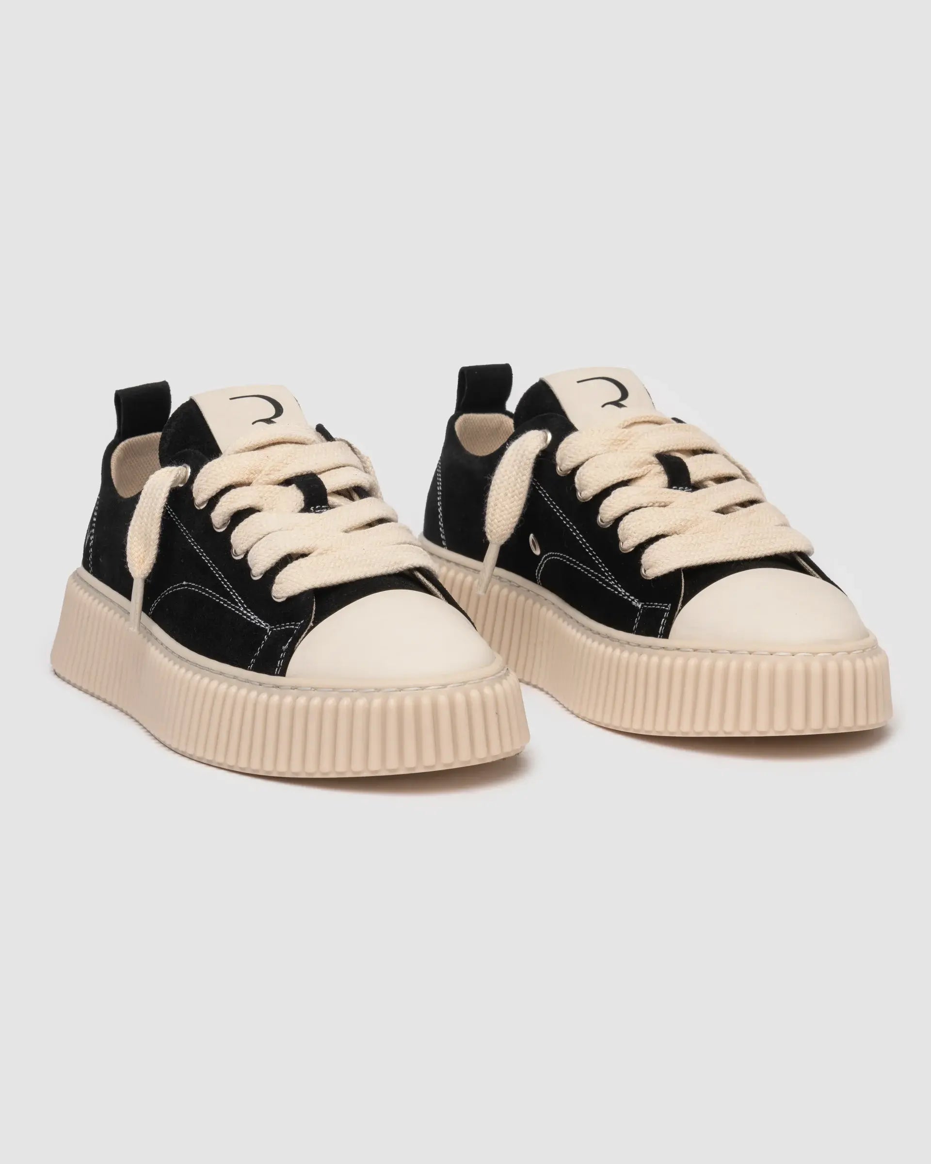 RHUN Sneakers Black Suede 