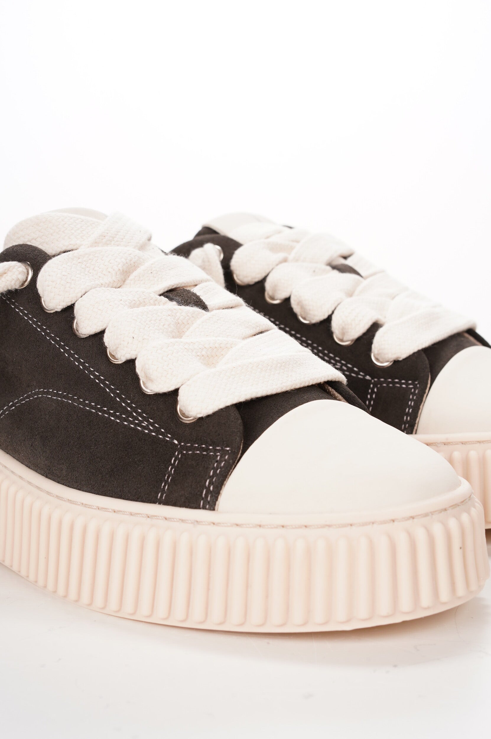 RHUN Sneakers 2020 SUEDE 12