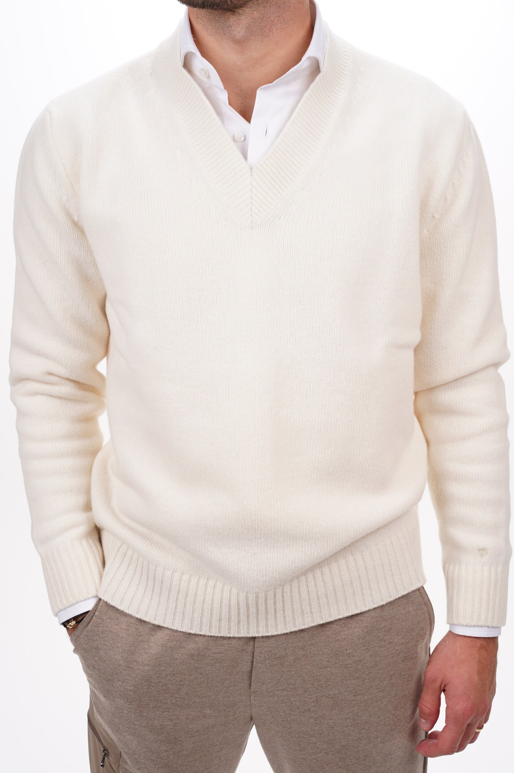 SEVEN GAUGE Pull LAMBSWOOL V-NECK SWEATER PANNA