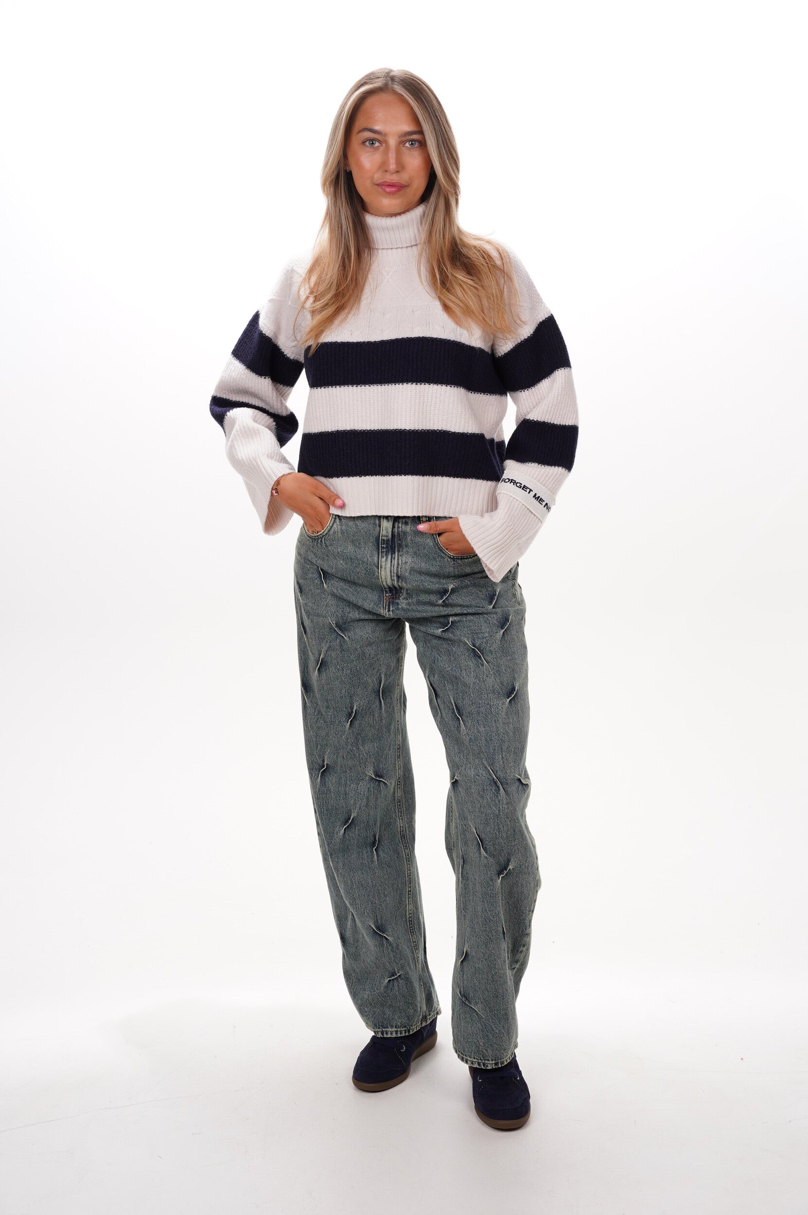 ERIKA CAVALLINI Trousers P6WW17