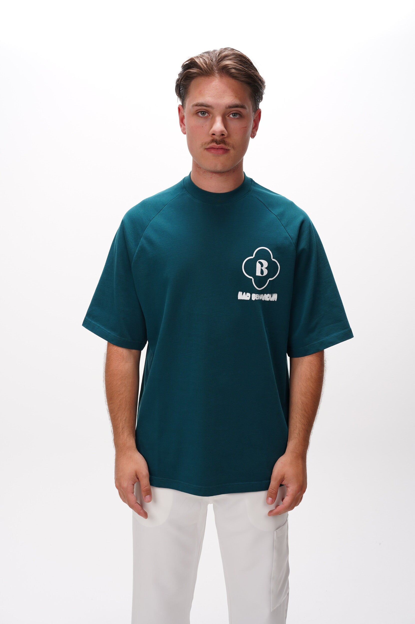 BAD BEHAVIOUR T Shirt Amalfi Clover tee green