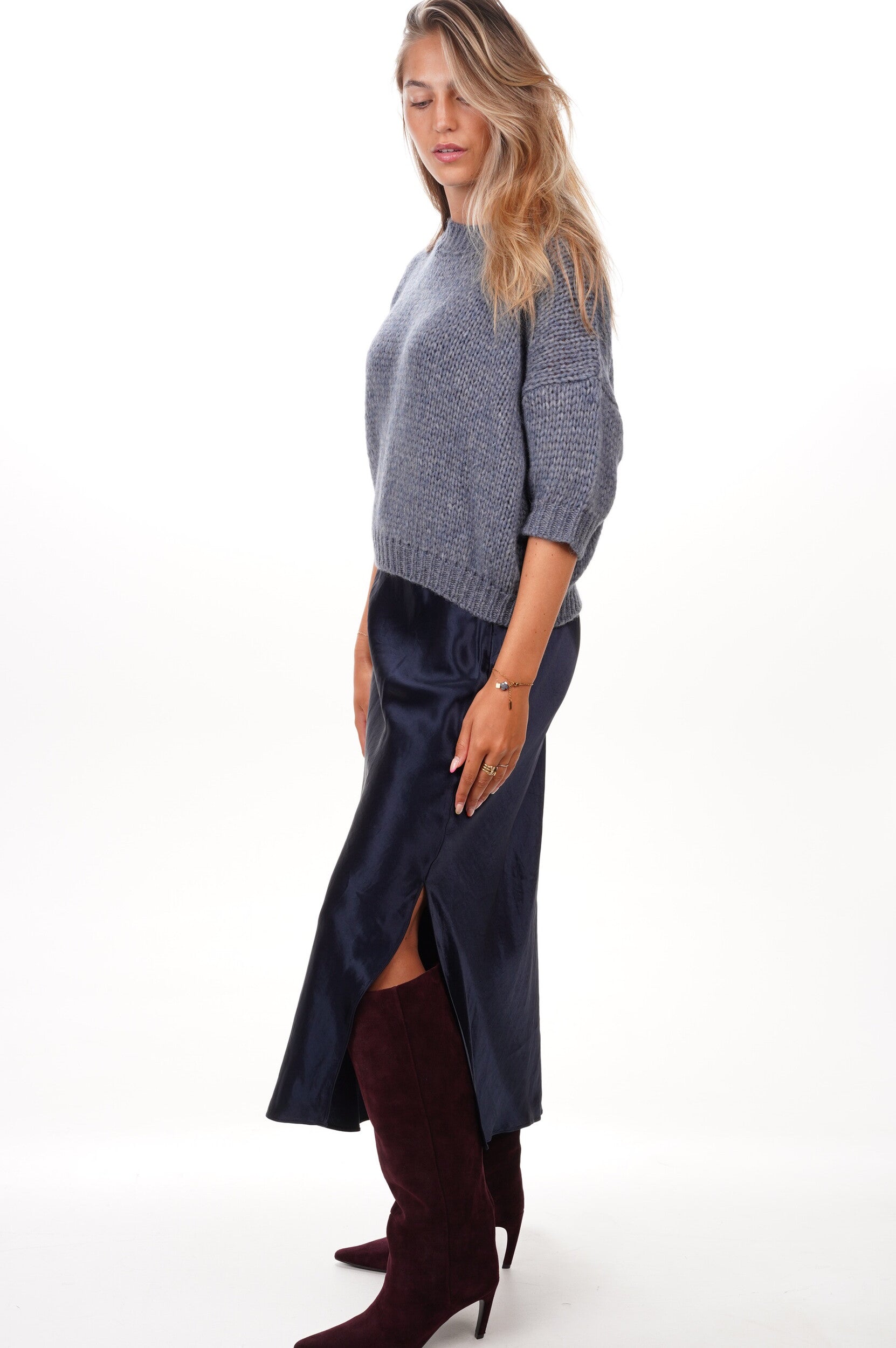 VINCE Skirt Side slit slip