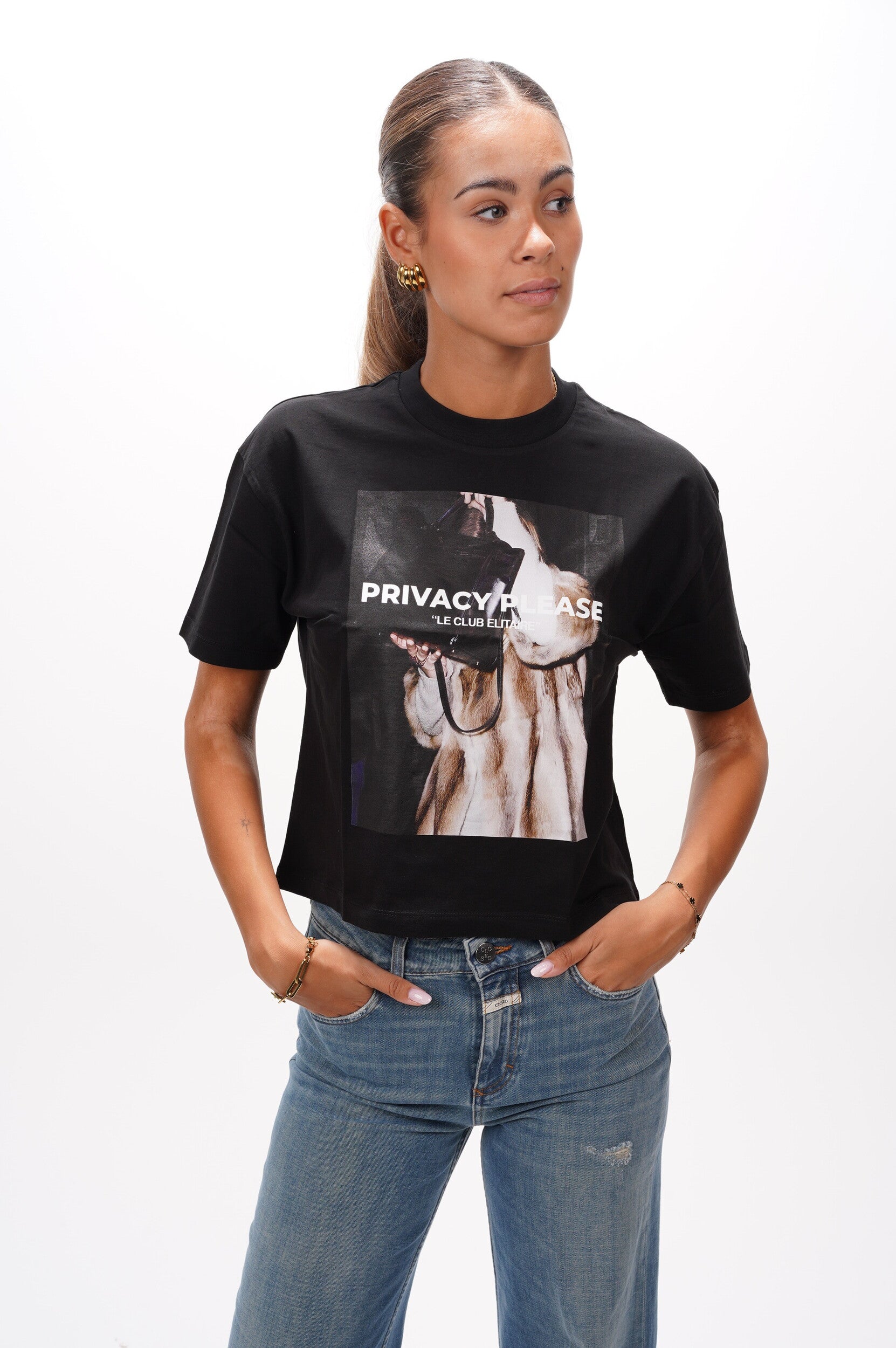 ELITE T Shirt 943 Privacy