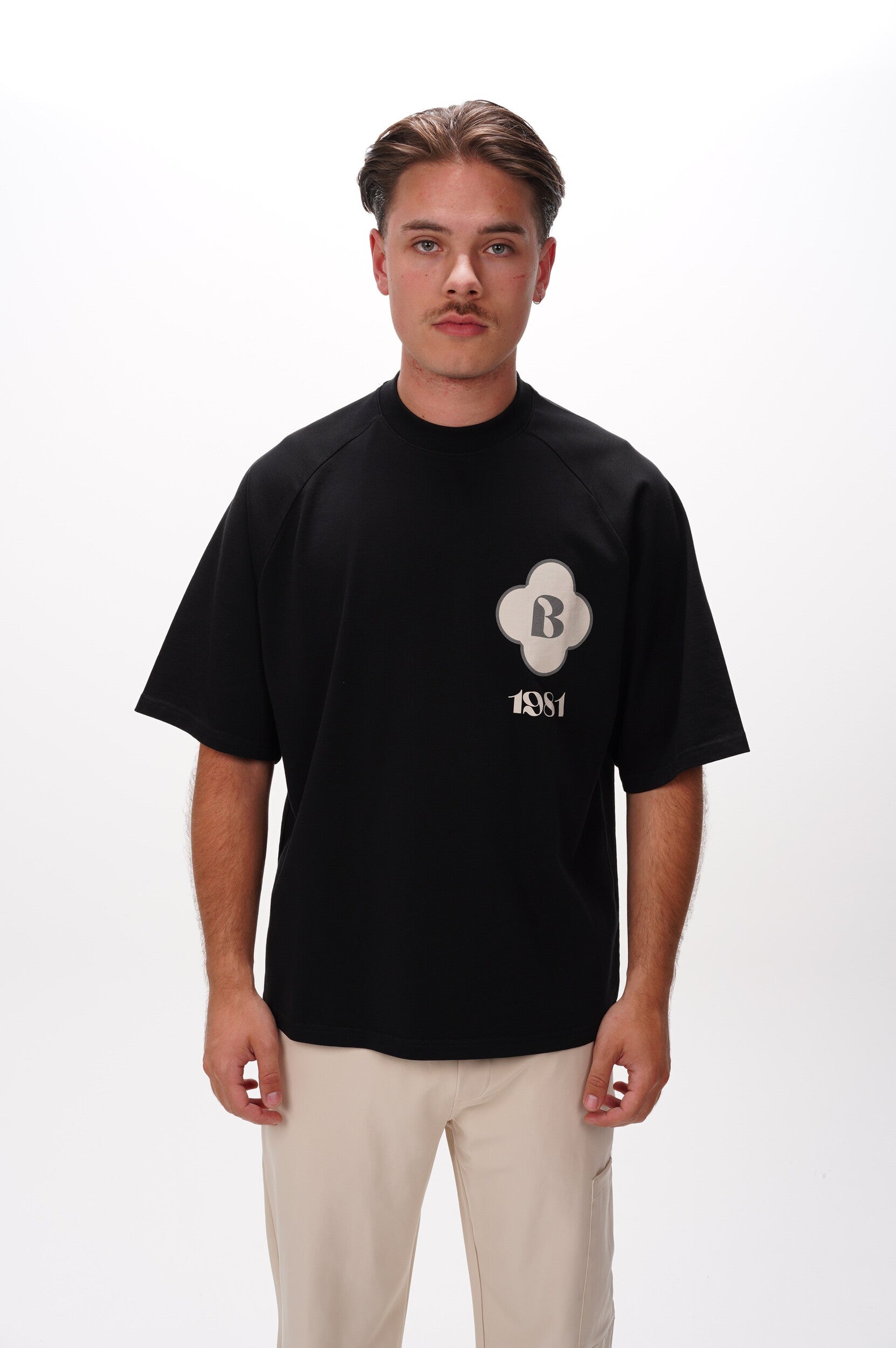 BAD BEHAVIOUR T Shirt Klaver t-shirt black/beige