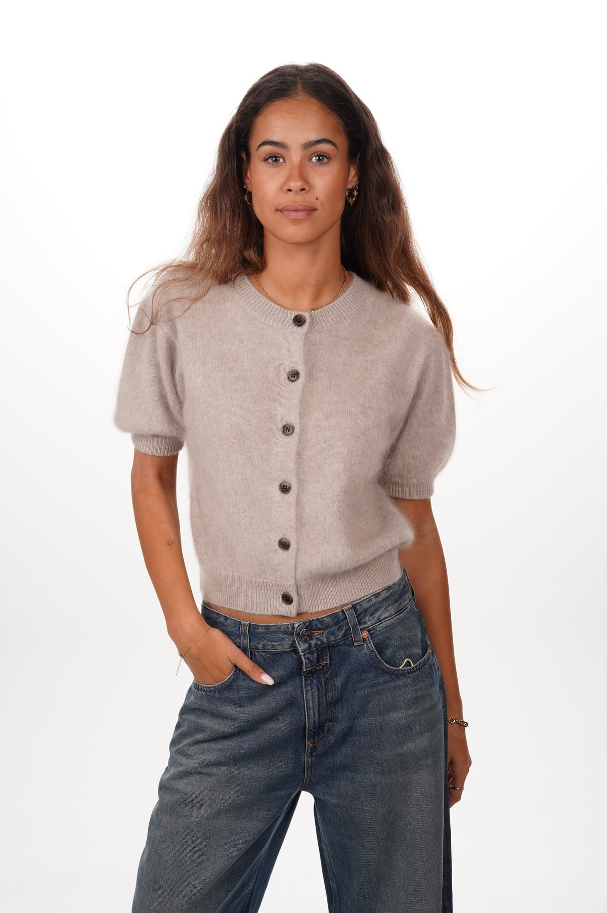LISA YANG Pull PULL