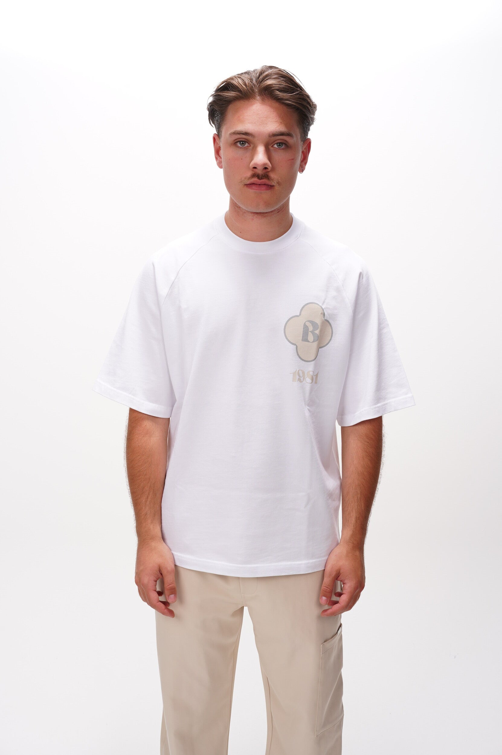 BAD BEHAVIOUR T Shirt Klaver t-shirt wit/beige 