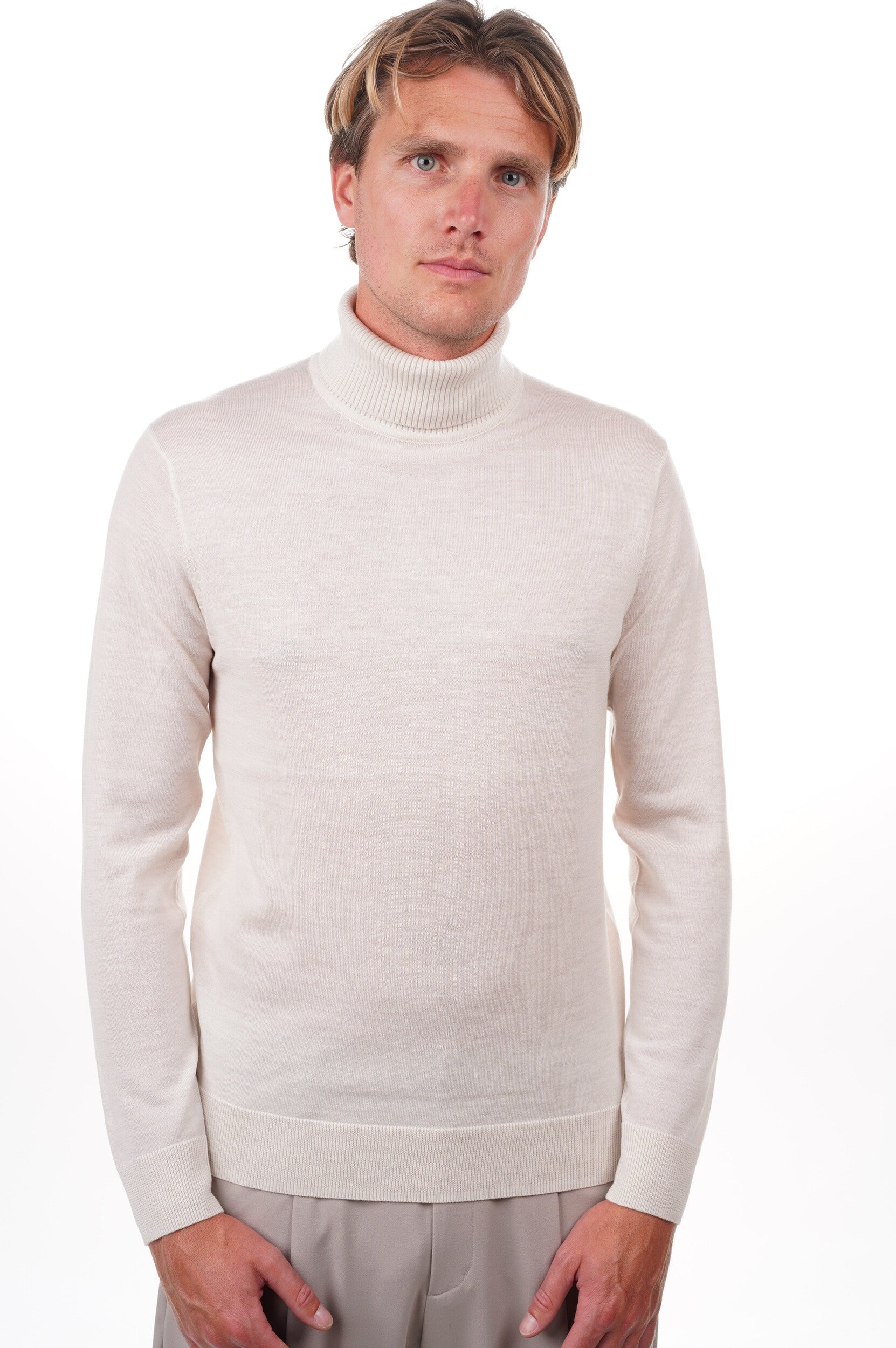 GENTILUOMO Pull Roll Neck LS