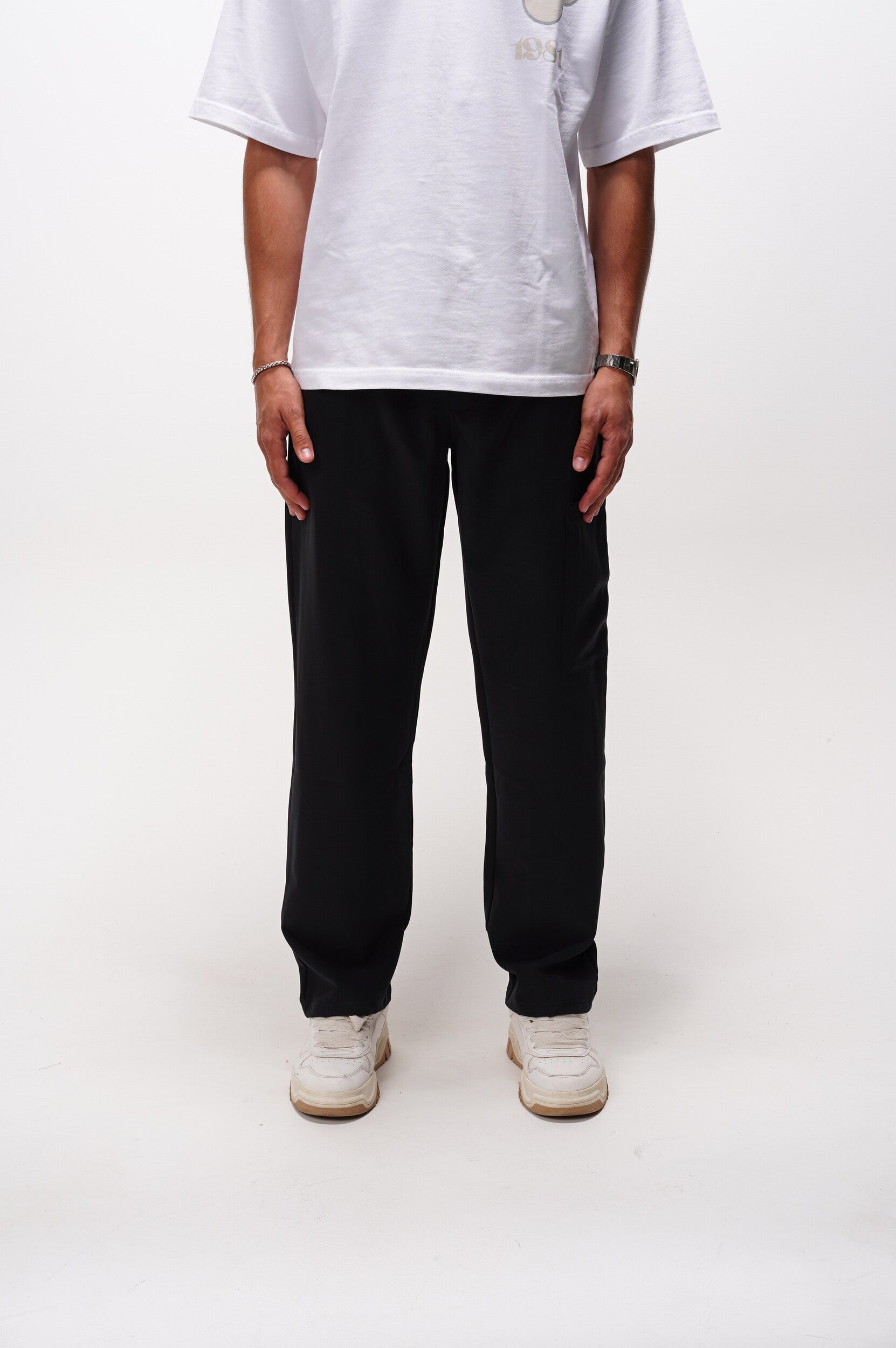 BAD BEHAVIOUR Trousers Monarca pantalon black